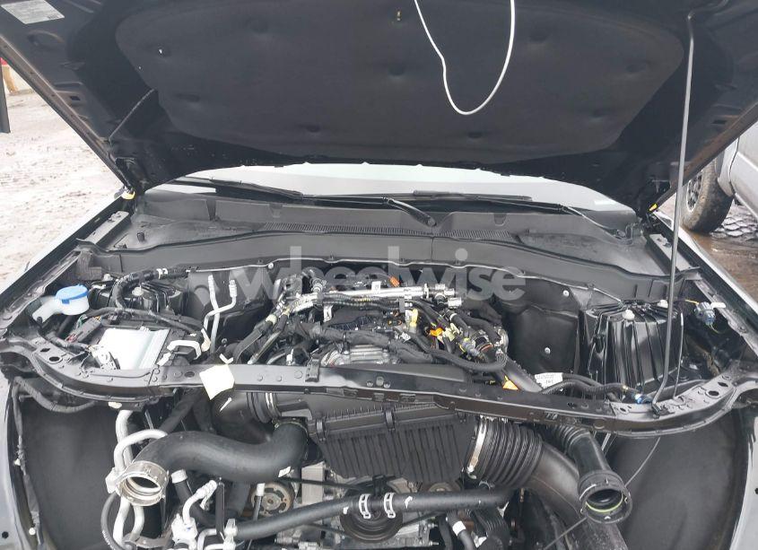 Photo 10 of 2025 Ford Explorer ACTIVE (VIN 1FMUK8DH4SGA45541)