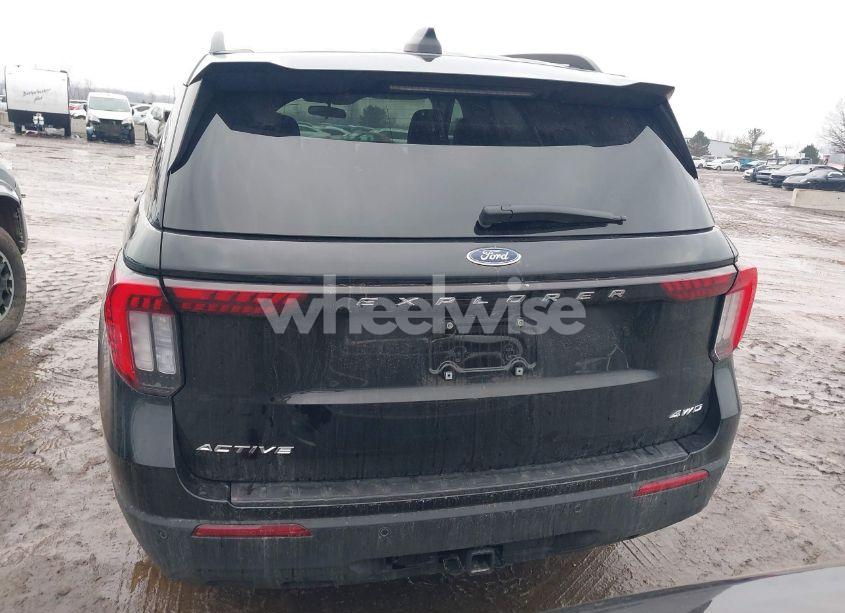 Photo 16 of 2025 Ford Explorer ACTIVE (VIN 1FMUK8DH4SGA45541)