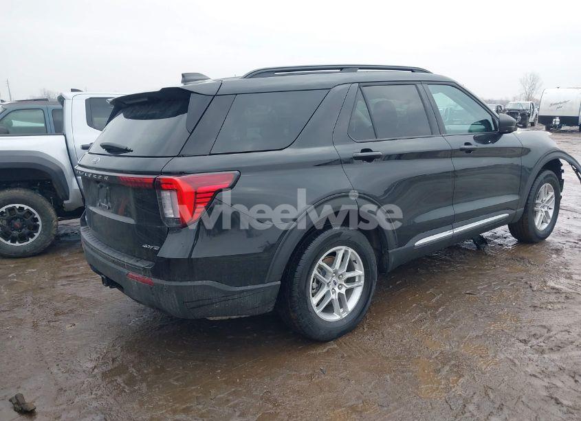 Photo 4 of 2025 Ford Explorer ACTIVE (VIN 1FMUK8DH4SGA45541)