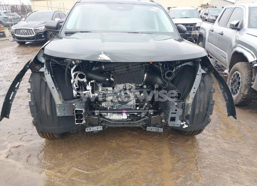 Photo 6 of 2025 Ford Explorer ACTIVE (VIN 1FMUK8DH4SGA45541)