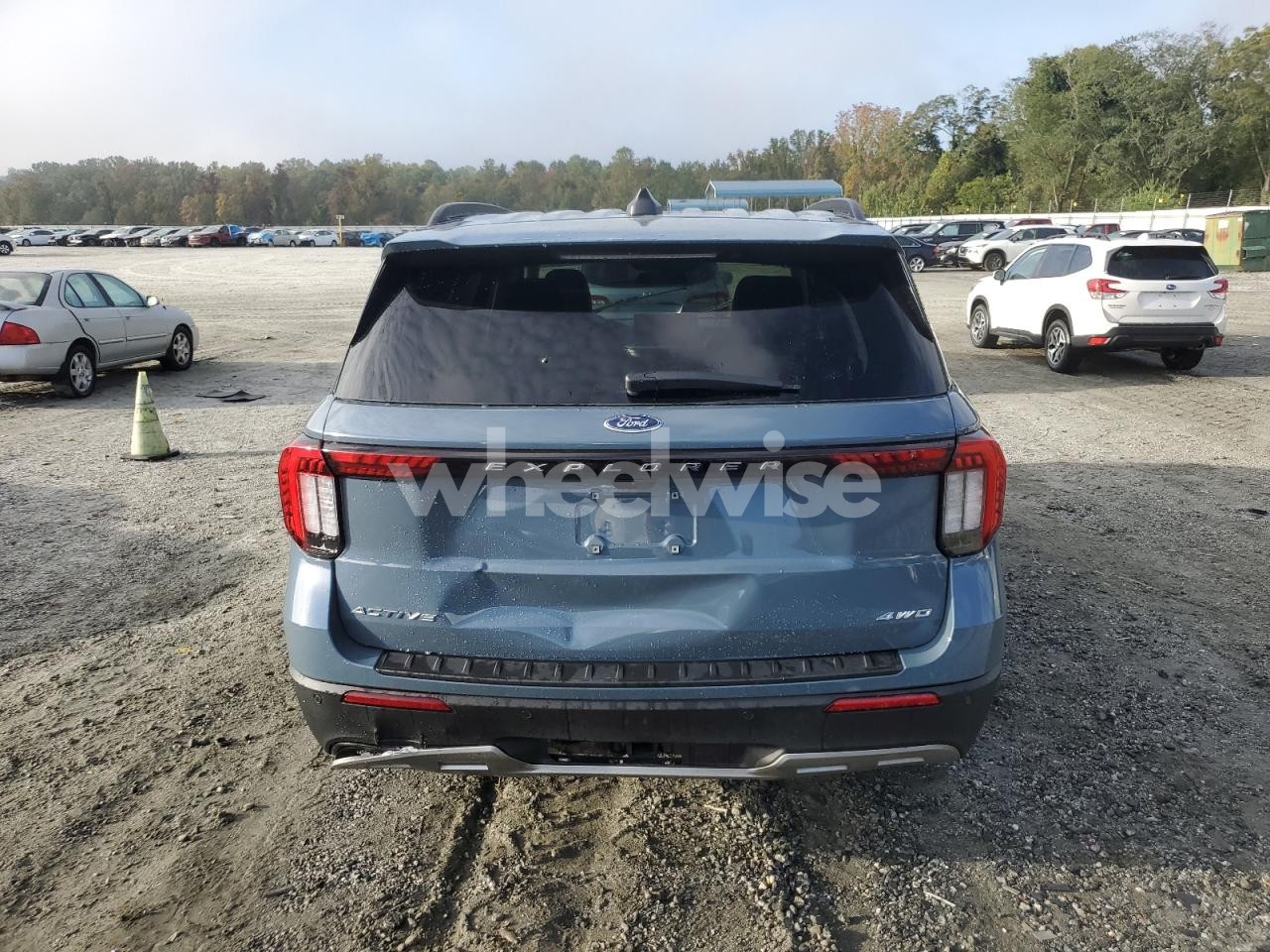 Photo 6 of 2025 FORD EXPLORER ACTIVE (VIN 1FMUK8DH5SGB41551)