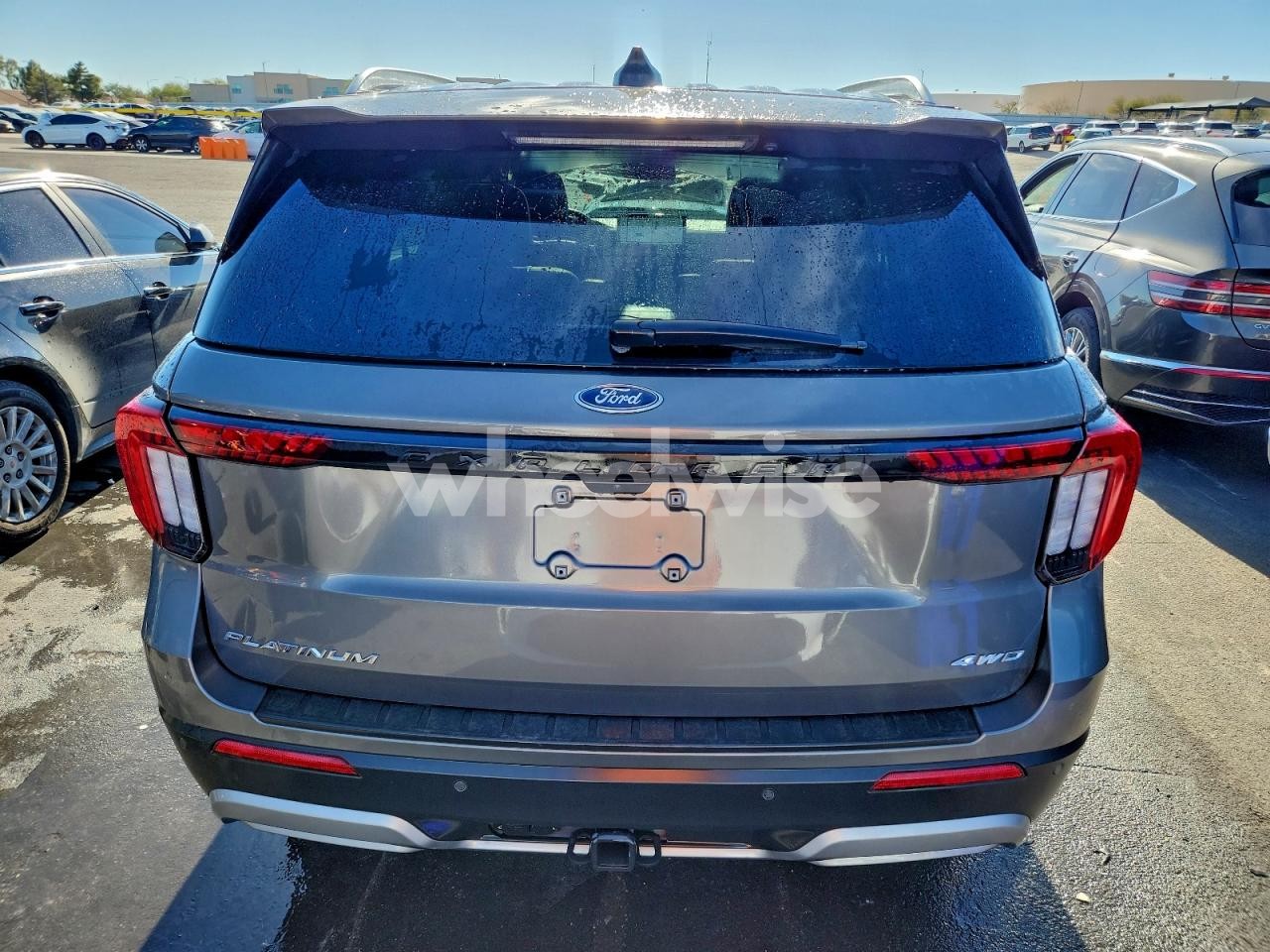 Photo 6 of 2025 FORD EXPLORER PLATINUM (VIN 1FMUK8HH5SGB61731)