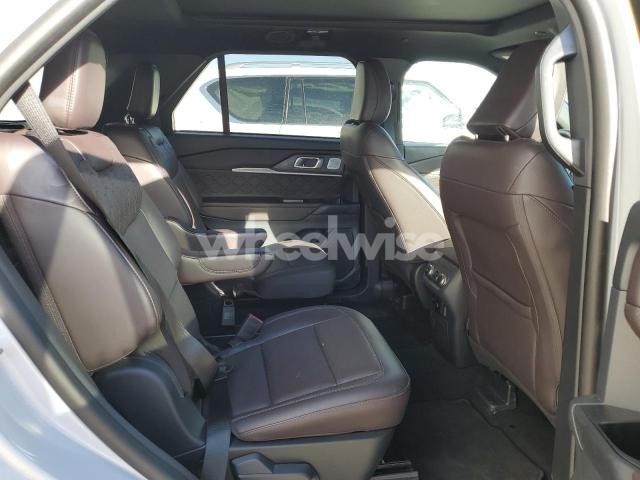 Photo 11 of 2025 FORD EXPLORER PLATINUM (VIN 1FMUK8HH5SGB62684)