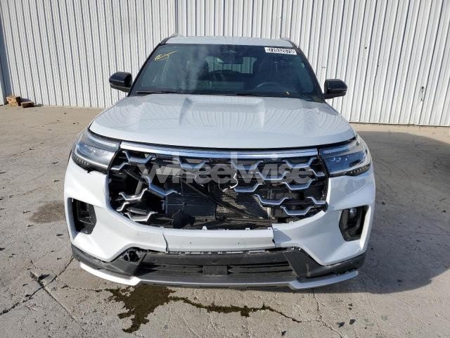 Photo 5 of 2025 FORD EXPLORER PLATINUM (VIN 1FMUK8HH5SGB62684)