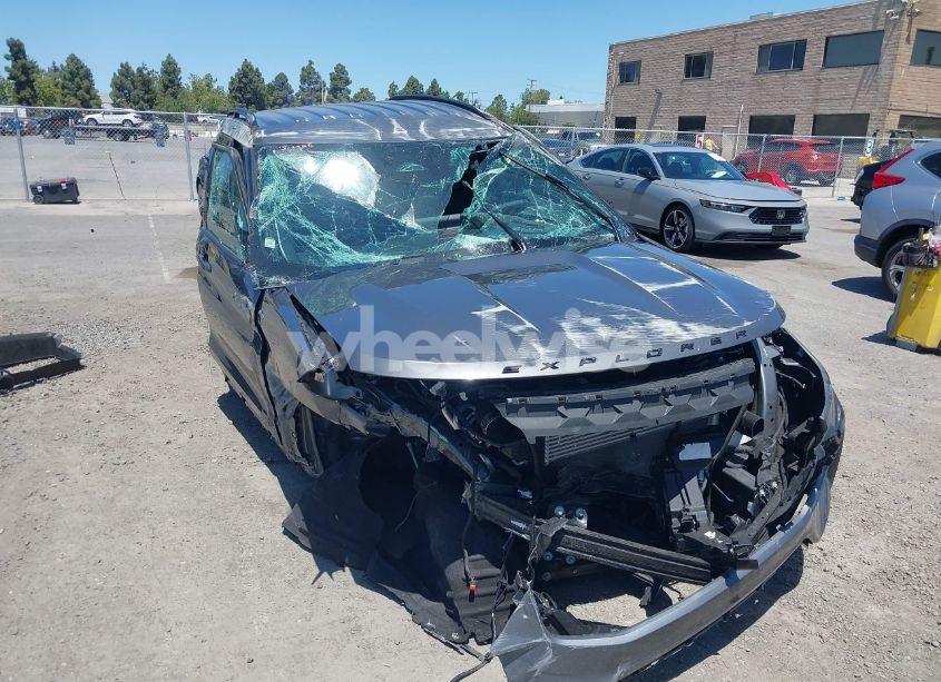 Photo 6 of 2025 Ford Explorer ST-LINE (VIN 1FMUK8KH0SGA40629)