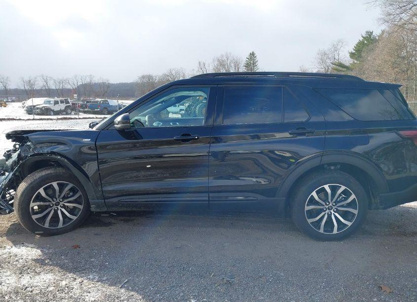 Photo 14 of 2025 Ford Explorer ST-LINE (VIN 1FMUK8KH6SGA47388)