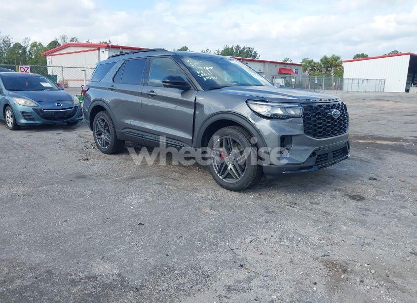 2025 Ford Explorer ST-LINE (VIN 1FMUK8KH7SGB38749) main photo
