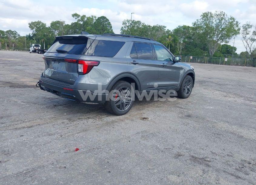 Photo 4 of 2025 Ford Explorer ST-LINE (VIN 1FMUK8KH7SGB38749)