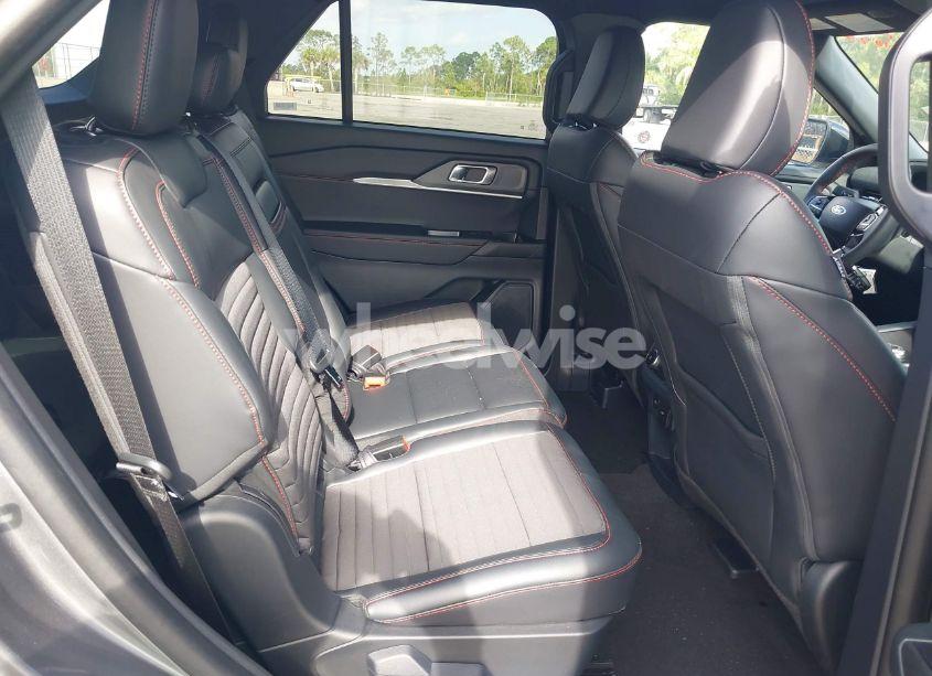 Photo 8 of 2025 Ford Explorer ST-LINE (VIN 1FMUK8KH7SGB38749)