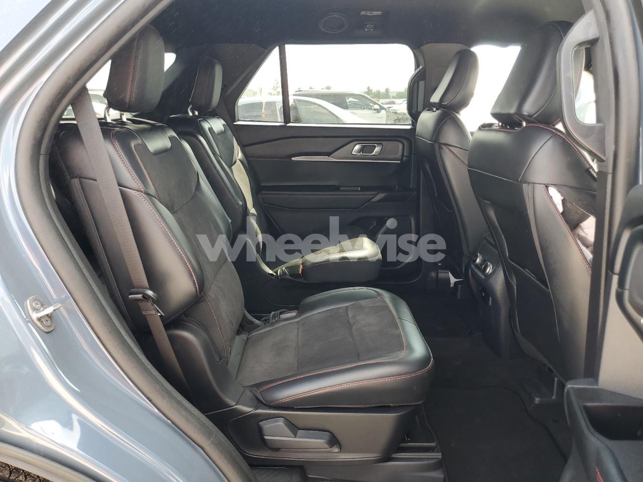 Photo 11 of 2025 FORD EXPLORER ST (VIN 1FMWK7GC6SGC19970)