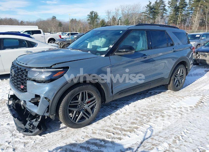 Photo 2 of 2025 Ford Explorer ST (VIN 1FMWK8GC0SGA68937)