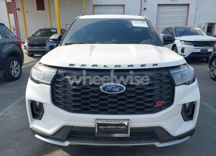 Photo 12 of 2025 Ford Explorer ST (VIN 1FMWK8GC3SGA12569)