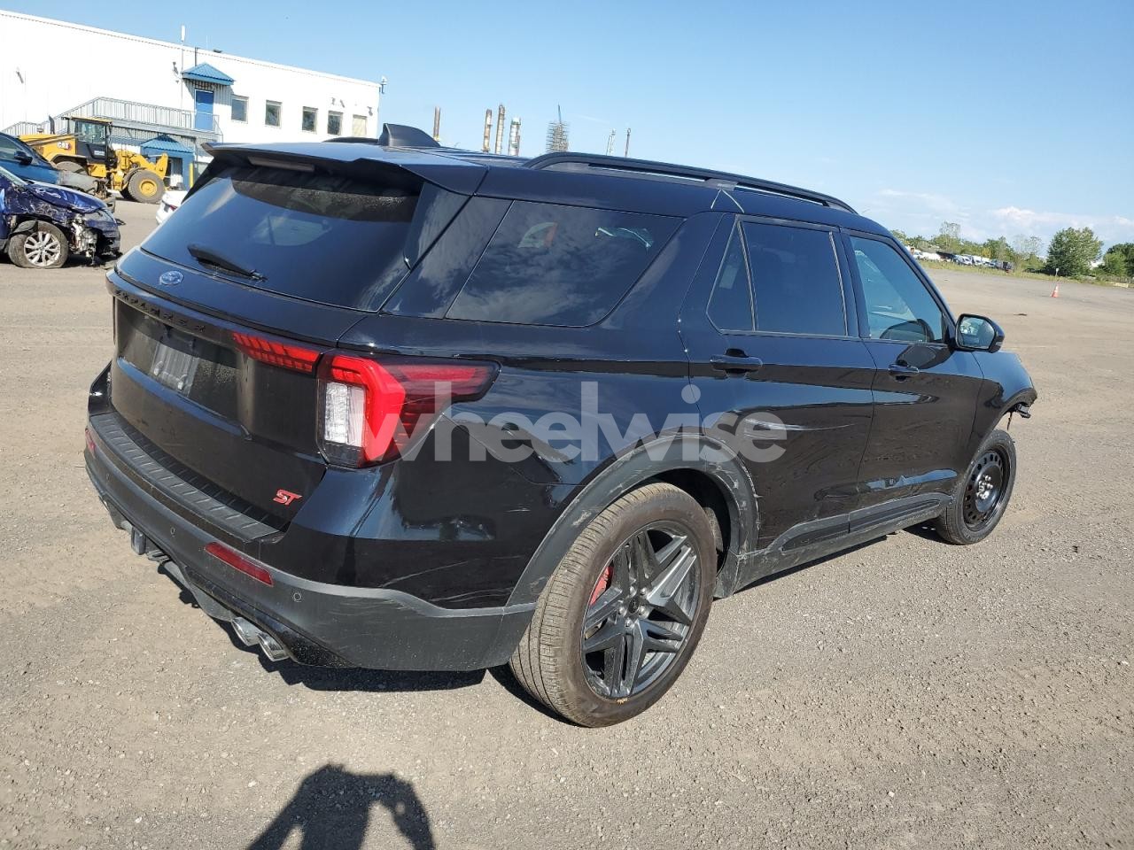 Photo 3 of 2025 FORD EXPLORER ST (VIN 1FMWK8GC6SGB94171)