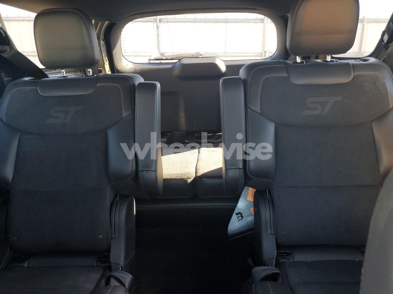 Photo 10 of 2025 FORD EXPLORER ST (VIN 1FMWK8GC6SGC40078)
