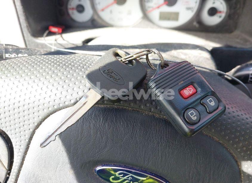 Photo 11 of 2002 Ford Escape XLS (VIN 1FMYU01B52KC83604)