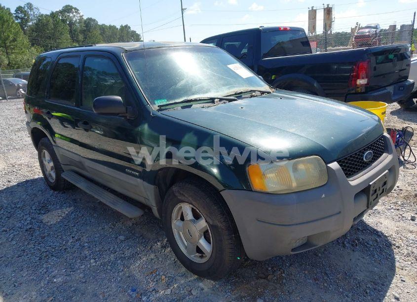 2002 Ford Escape XLS (VIN 1FMYU01BX2KC17629) main photo