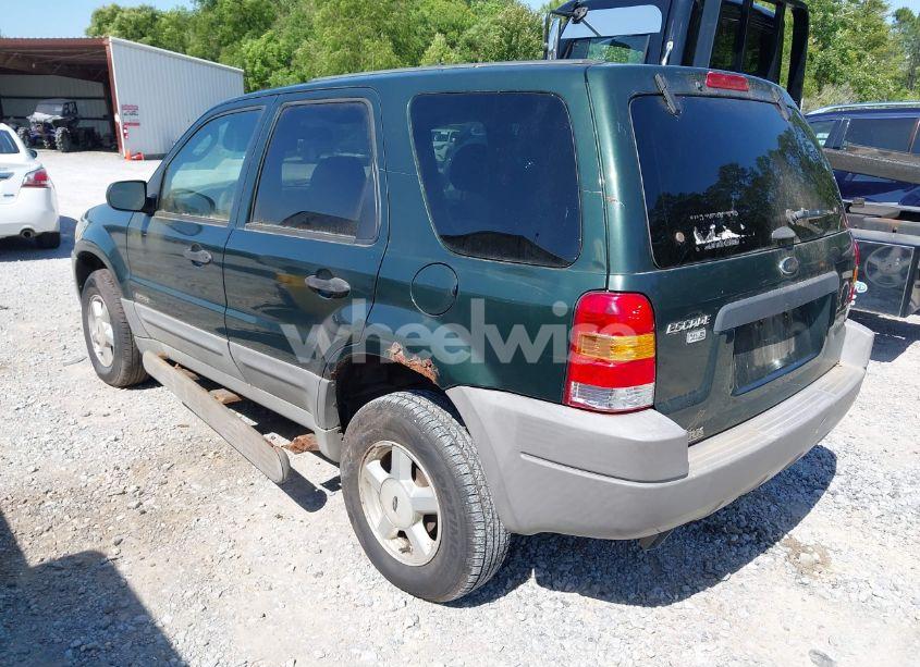 Photo 3 of 2002 Ford Escape XLS (VIN 1FMYU01BX2KC17629)
