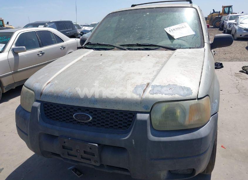 Photo 12 of 2003 Ford Escape XLS (VIN 1FMYU02103KE20195)
