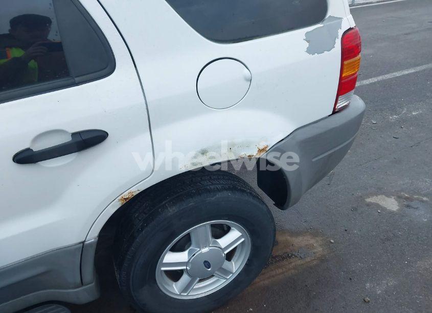 Photo 12 of 2002 Ford Escape XLS (VIN 1FMYU02112KA46713)