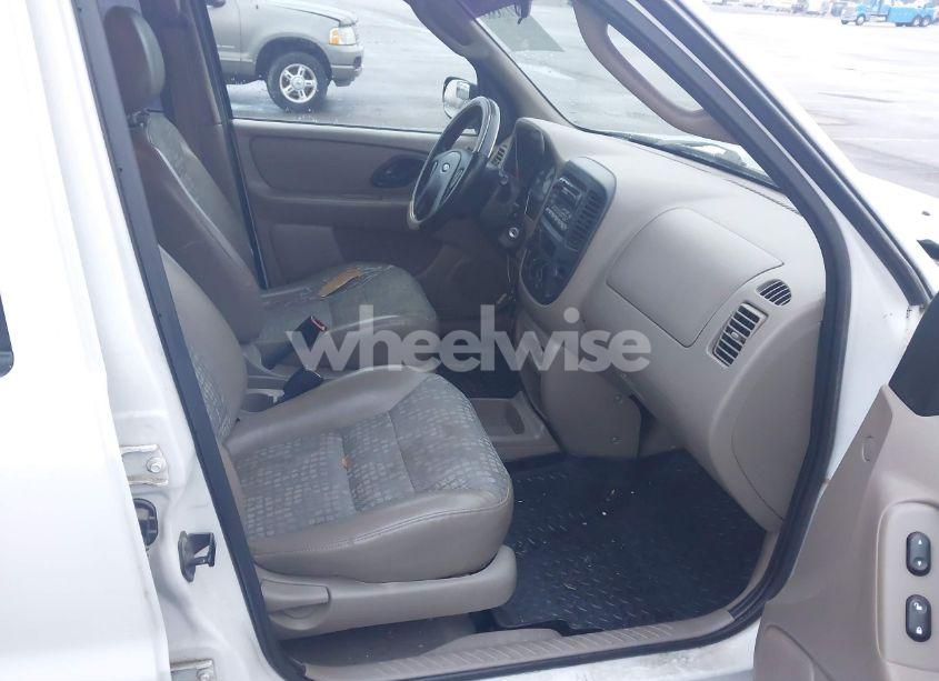 Photo 5 of 2002 Ford Escape XLS (VIN 1FMYU02112KA46713)