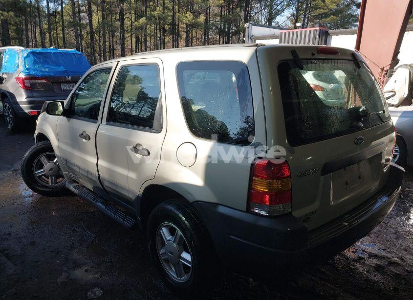 Photo 3 of 2003 Ford Escape XLS (VIN 1FMYU02113KC16800)