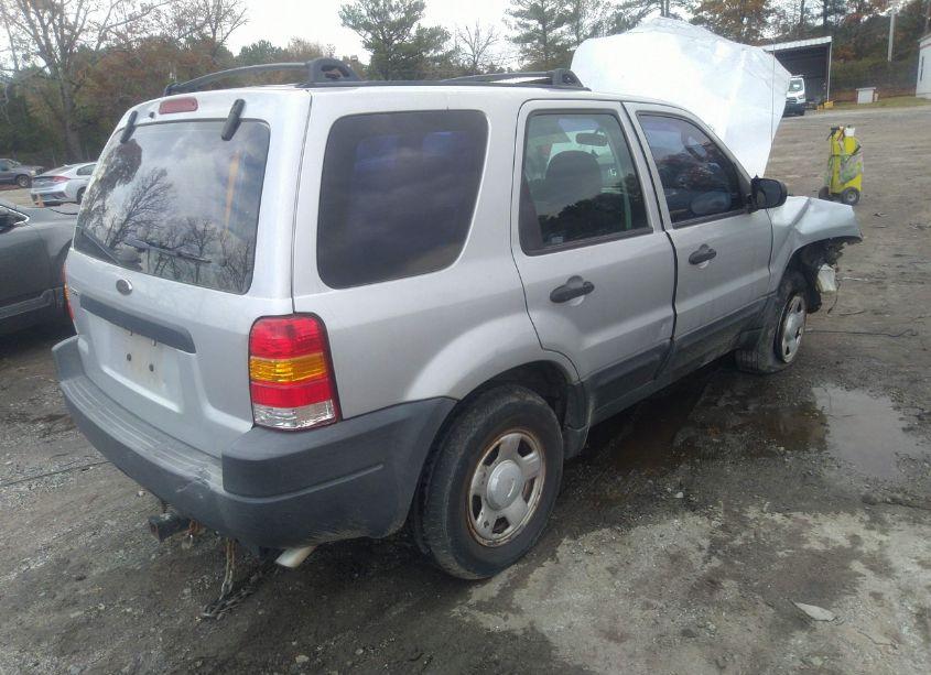 Photo 4 of 2004 Ford Escape XLS (VIN 1FMYU02114KB62979)