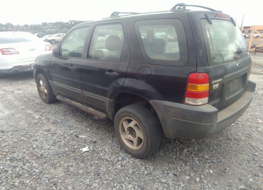 Photo 3 of 2003 Ford Escape XLS (VIN 1FMYU02123KD92402)