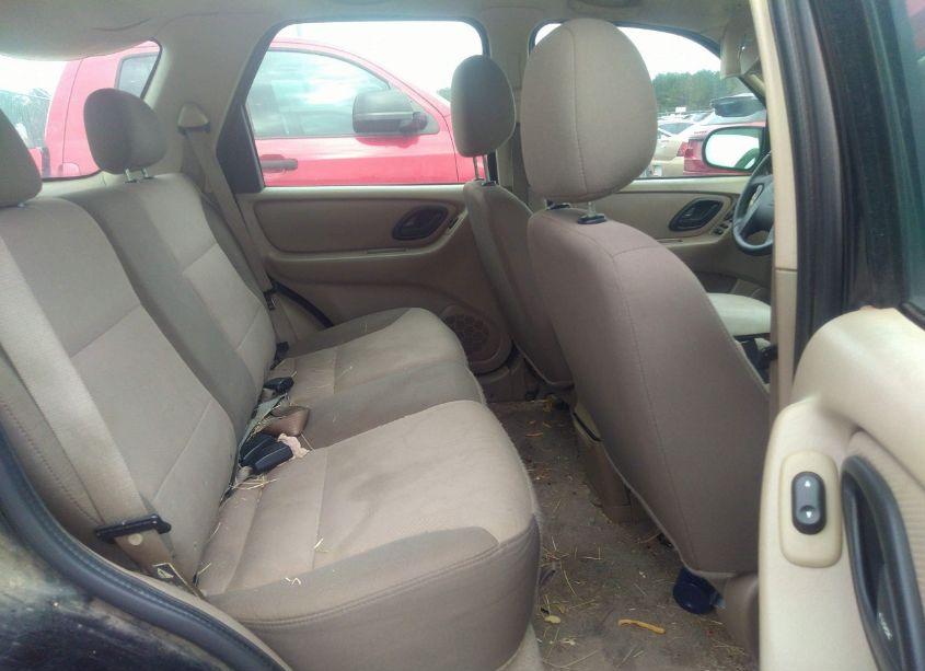 Photo 5 of 2003 Ford Escape XLS (VIN 1FMYU02123KD92402)