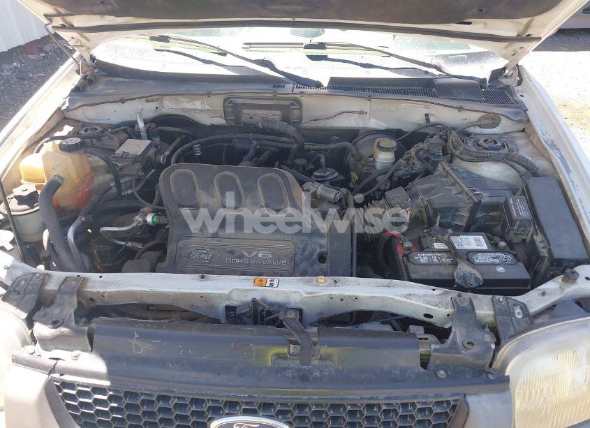 Photo 10 of 2002 Ford Escape XLS (VIN 1FMYU02132KA46180)