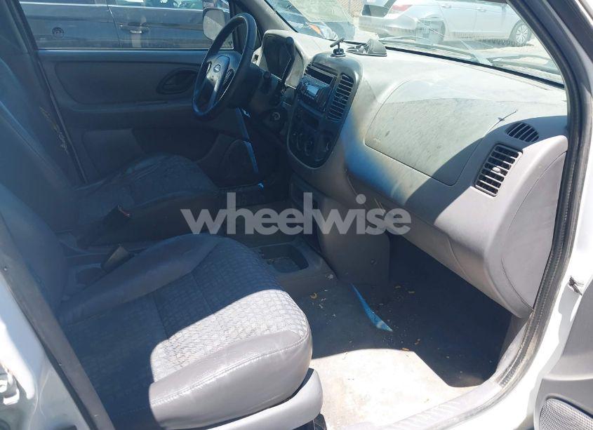 Photo 5 of 2002 Ford Escape XLS (VIN 1FMYU02132KA46180)