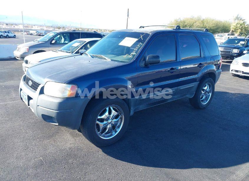 Photo 2 of 2003 Ford Escape XLS (VIN 1FMYU02143KB01883)