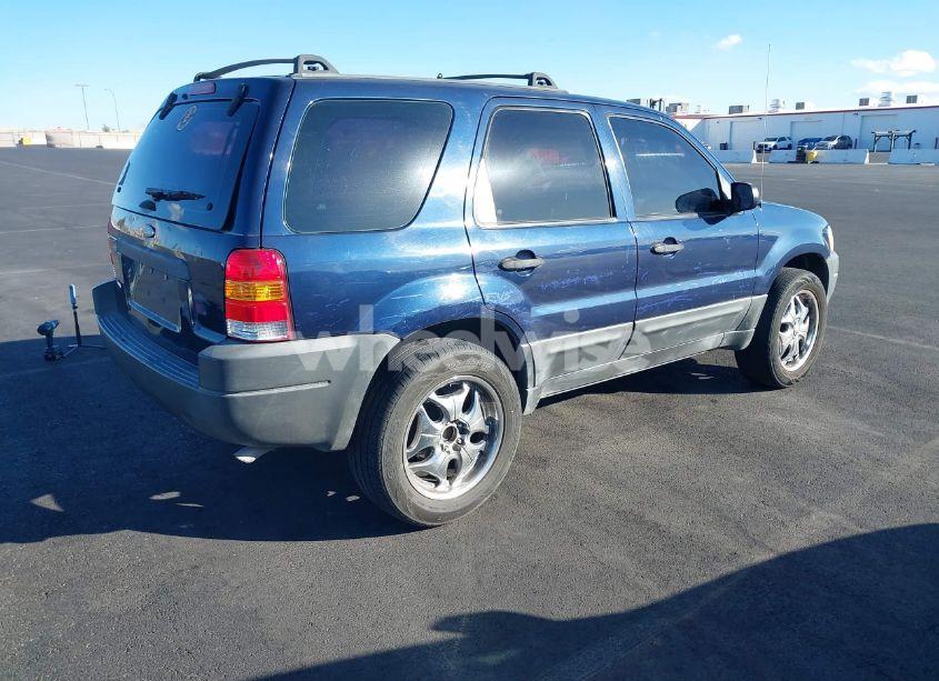 Photo 4 of 2003 Ford Escape XLS (VIN 1FMYU02143KB01883)