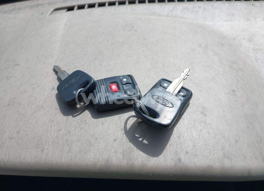 Photo 11 of 2003 Ford Escape XLS (VIN 1FMYU02153KB46301)