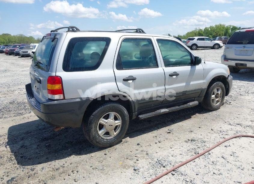 Photo 4 of 2003 Ford Escape XLS (VIN 1FMYU02183KC05213)