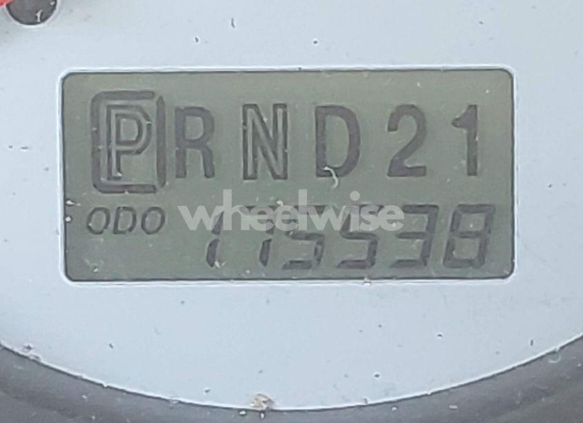 Photo 15 of 2002 Ford Escape XLS (VIN 1FMYU02192KB15373)