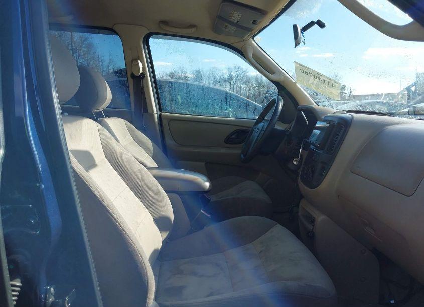 Photo 5 of 2004 Ford Escape XLS (VIN 1FMYU02194DA16334)