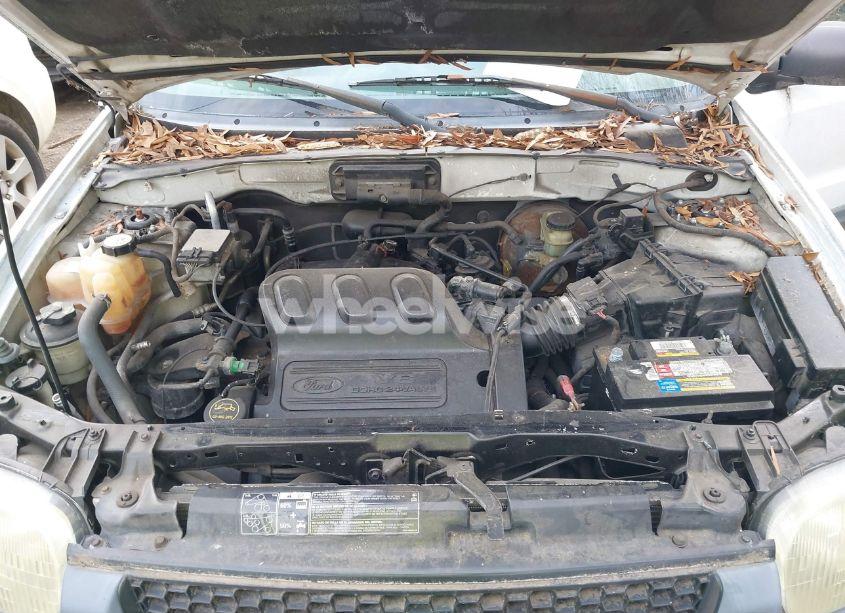 Photo 10 of 2003 Ford Escape XLS (VIN 1FMYU021X3KC76123)