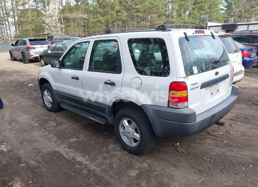 Photo 3 of 2003 Ford Escape XLS (VIN 1FMYU021X3KC76123)
