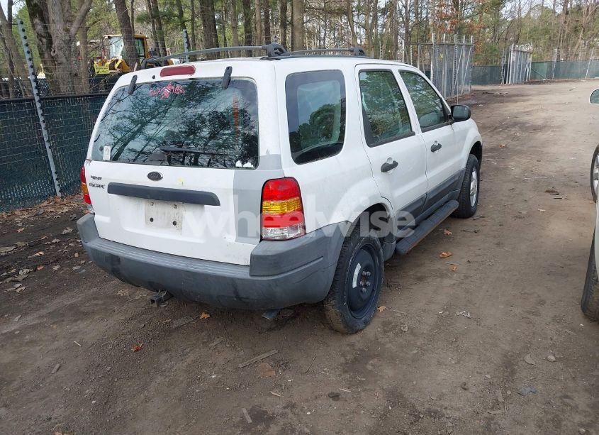 Photo 4 of 2003 Ford Escape XLS (VIN 1FMYU021X3KC76123)