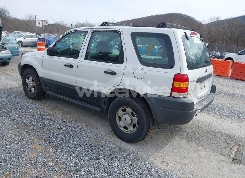 Photo 3 of 2004 Ford Escape XLS (VIN 1FMYU021X4DA08369)