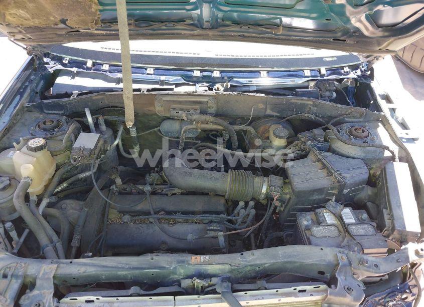 Photo 10 of 2002 Ford Escape XLS (VIN 1FMYU02BX2KA08423)