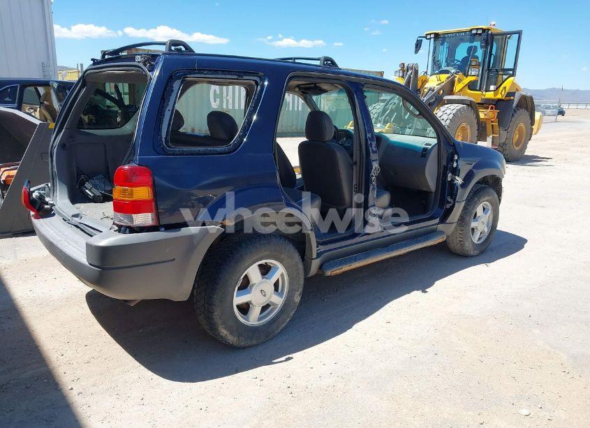 Photo 4 of 2002 Ford Escape XLS (VIN 1FMYU02BX2KA08423)