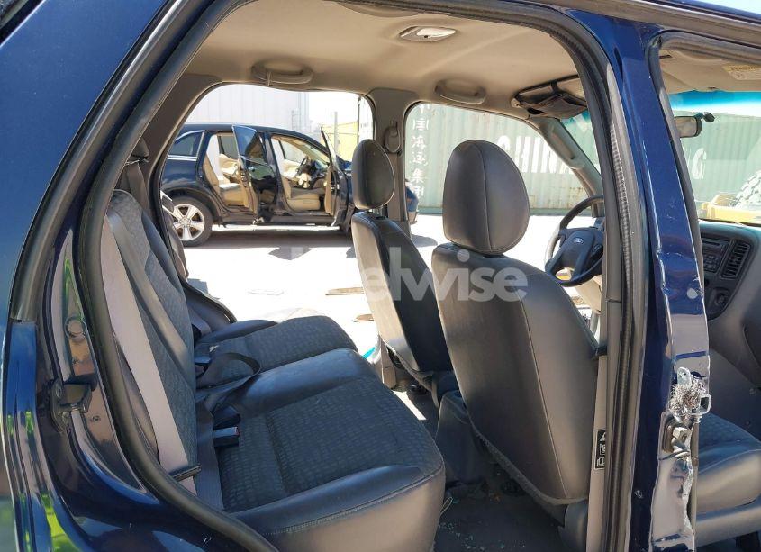 Photo 8 of 2002 Ford Escape XLS (VIN 1FMYU02BX2KA08423)