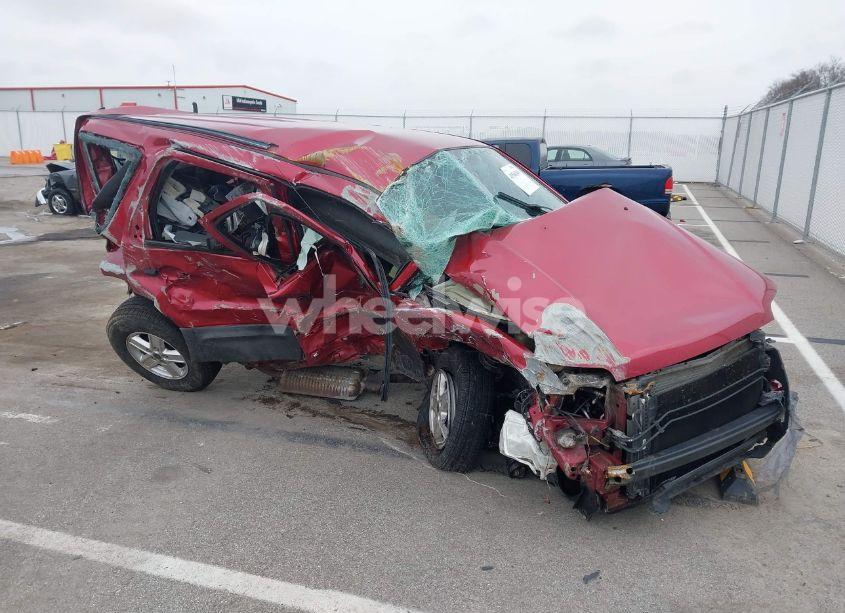 2005 Ford Escape XLS (VIN 1FMYU02Z05DA21882) main photo