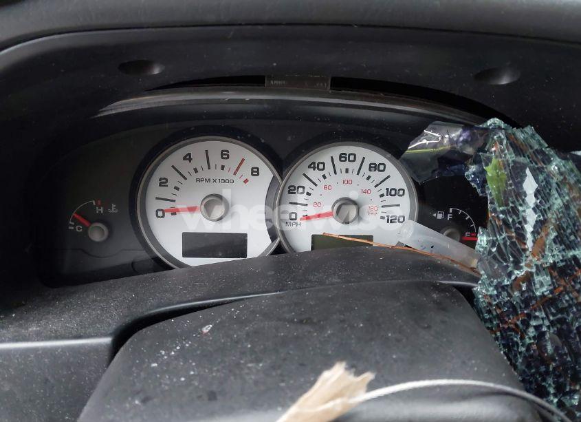 Photo 15 of 2005 Ford Escape XLS (VIN 1FMYU02Z05DA21882)