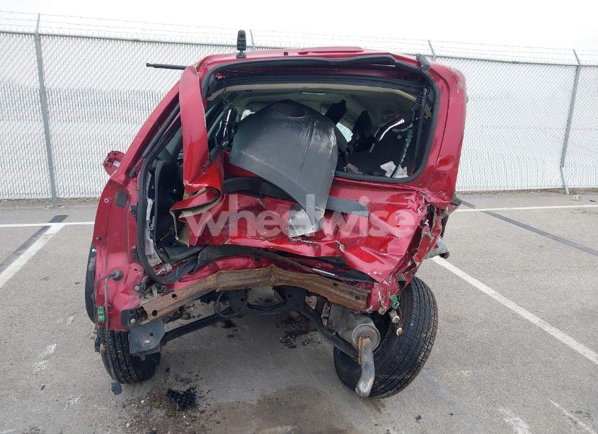 Photo 19 of 2005 Ford Escape XLS (VIN 1FMYU02Z05DA21882)