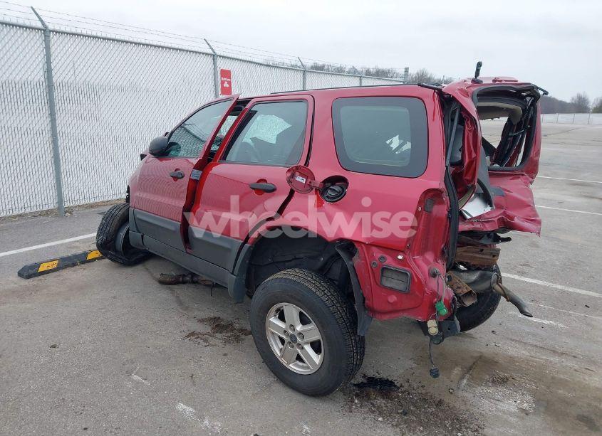 Photo 20 of 2005 Ford Escape XLS (VIN 1FMYU02Z05DA21882)