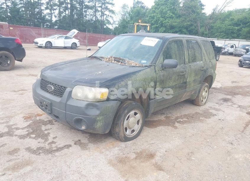 Photo 2 of 2006 Ford Escape XLS/XLS MANUAL (VIN 1FMYU02Z06KA02505)