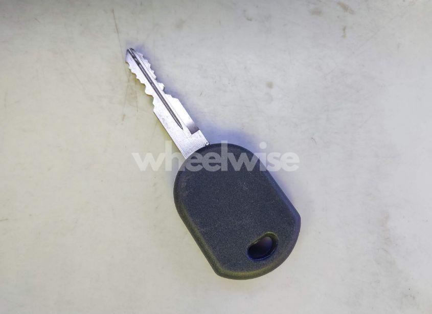 Photo 11 of 2007 Ford Escape XLS/XLS MANUAL (VIN 1FMYU02Z07KB60389)