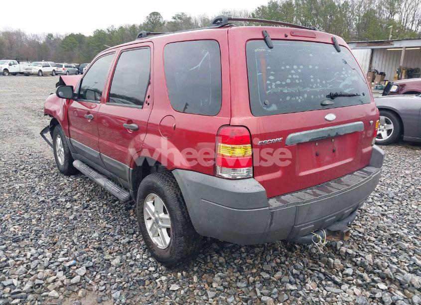 Photo 3 of 2005 Ford Escape XLS (VIN 1FMYU02Z15KD16145)